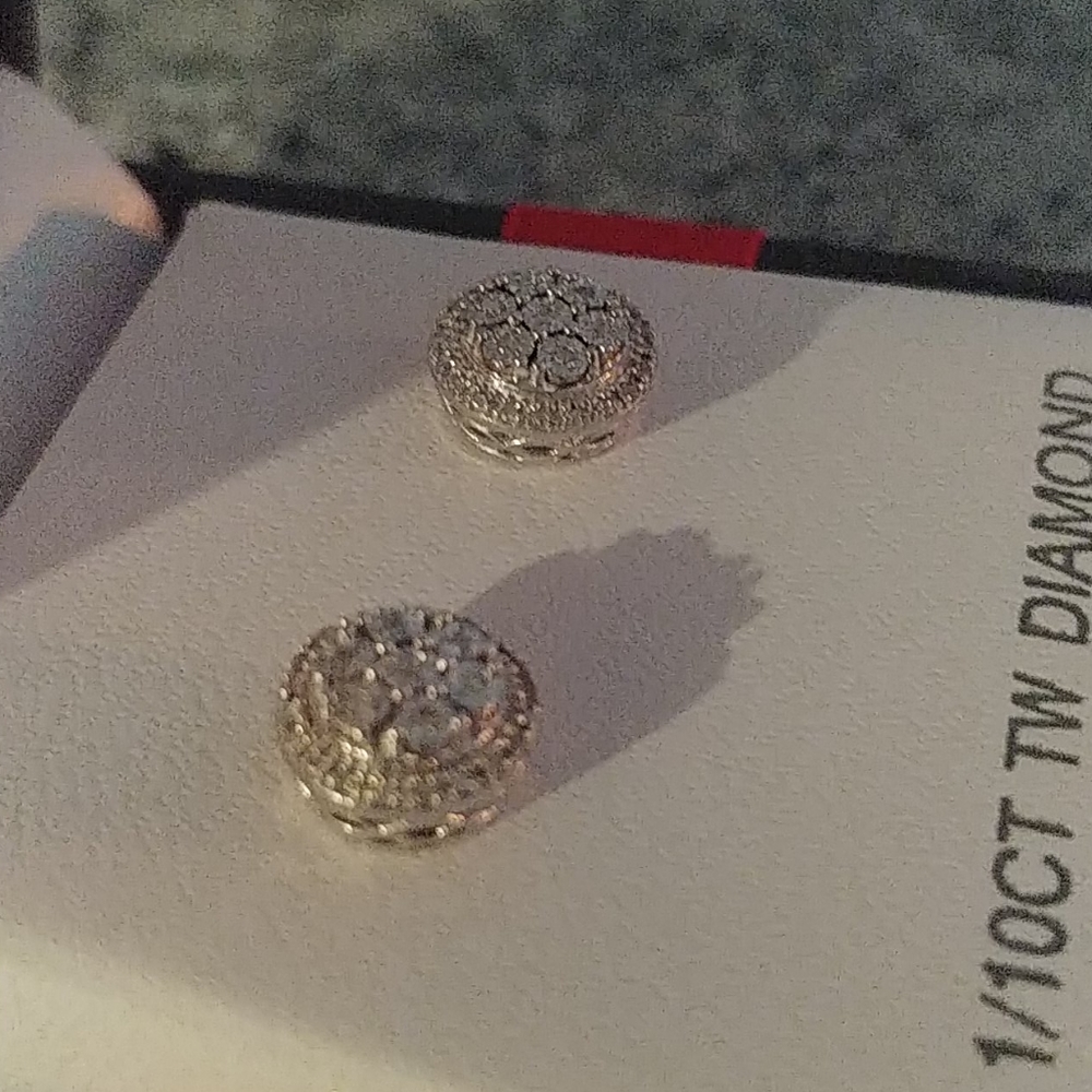 Brandnew Diamond earrings - Picture 9 of 16